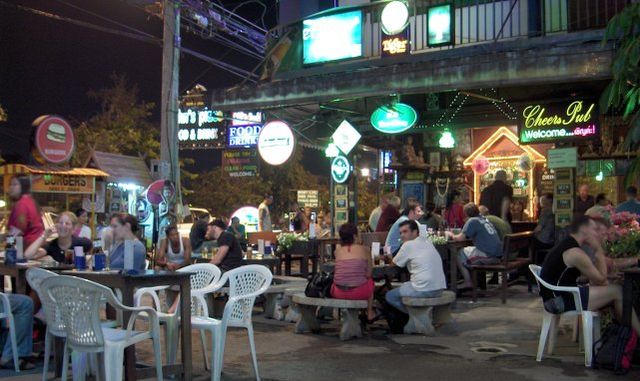 תמונה הממחישה ריברסייד בר