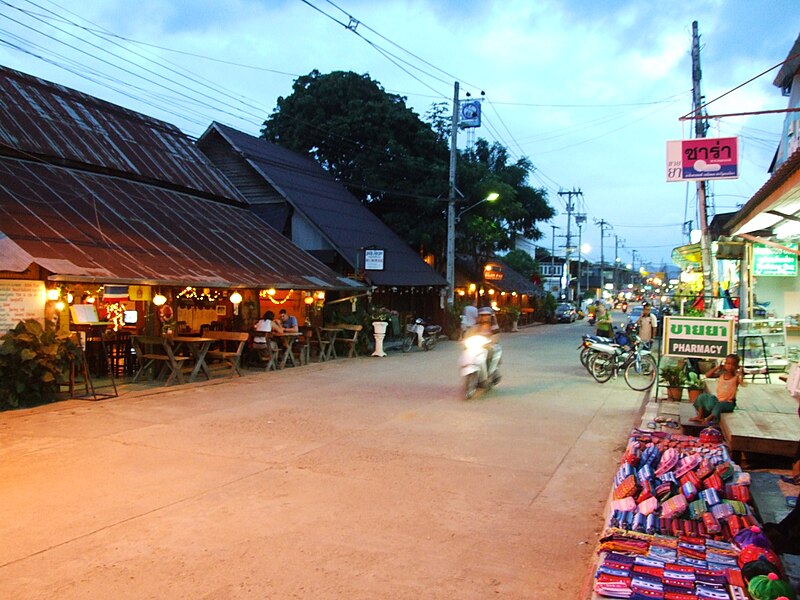 תמונה הממחישה Mae Hong Son Walking Street
